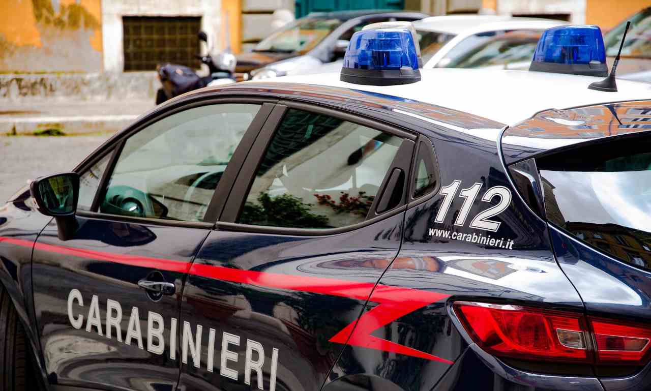 Carabinieri automobile