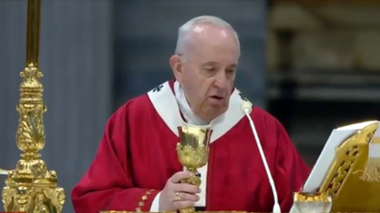 papa Francesco intervento chirurgico