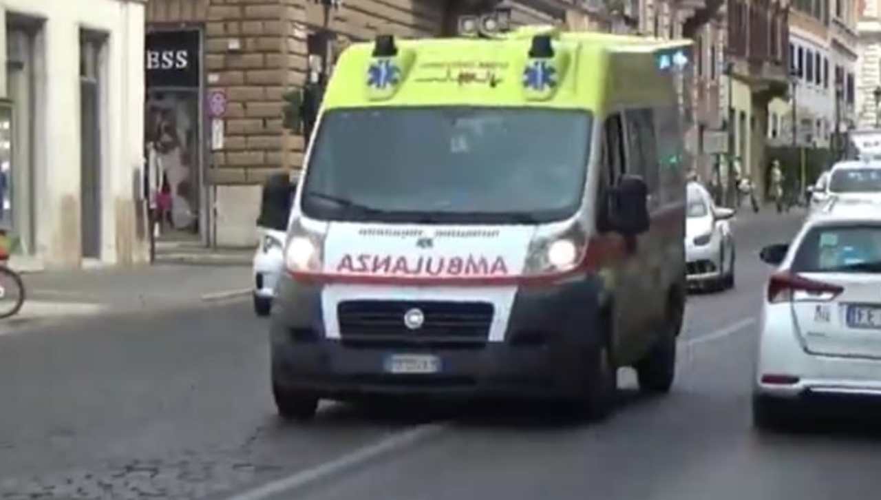 roma incidente polizia