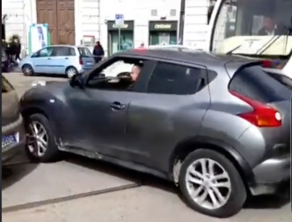 parcheggio napoli