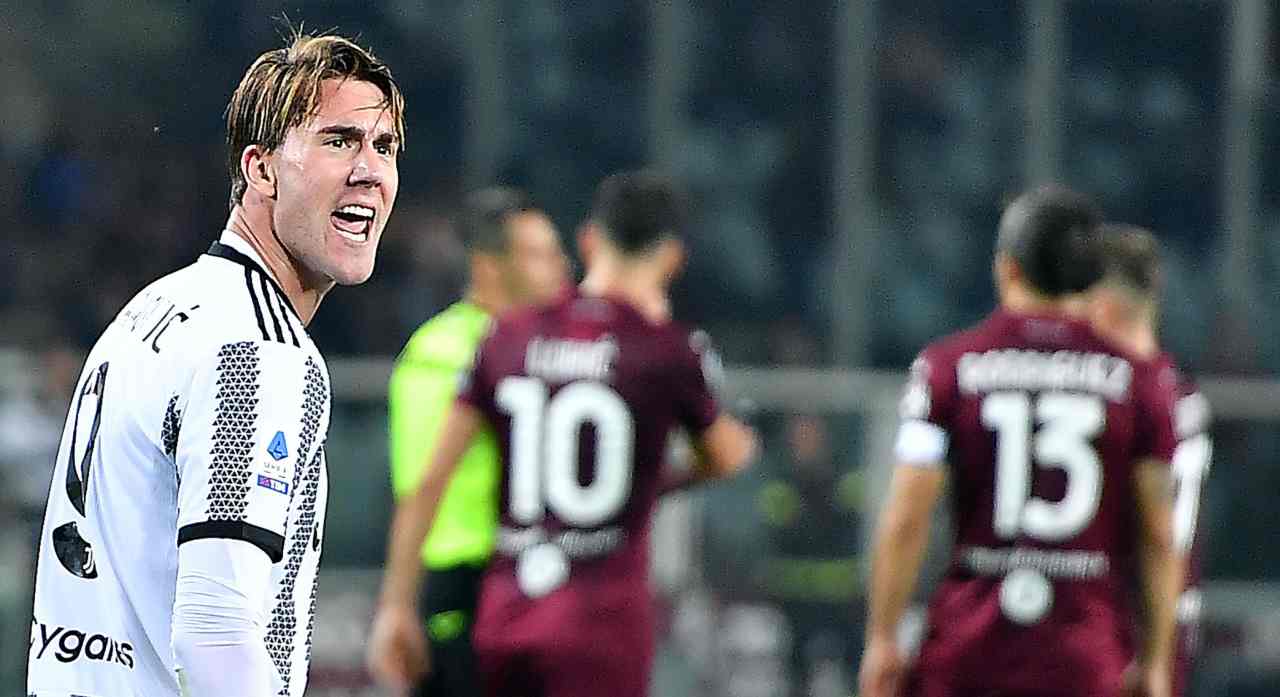 Nuovo problema muscolare per la Juventus, si ferma anche Vlahovic (ANSA)