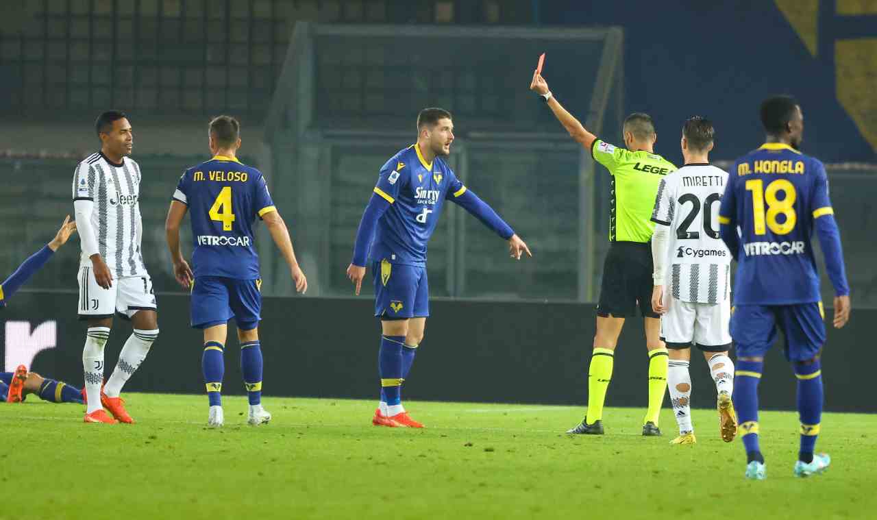 Espulsione Alex Sandro