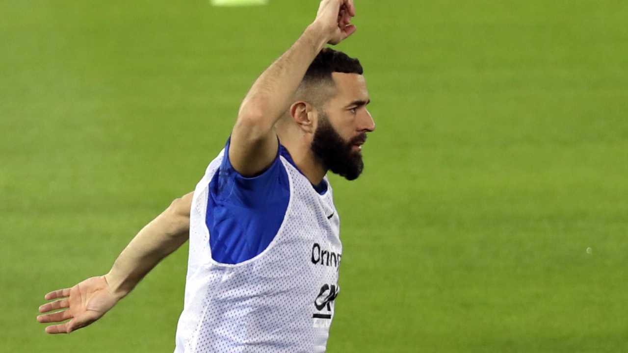 Benzema durante un allenamento