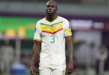 Koulibaly pensieroso