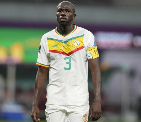 Koulibaly pensieroso