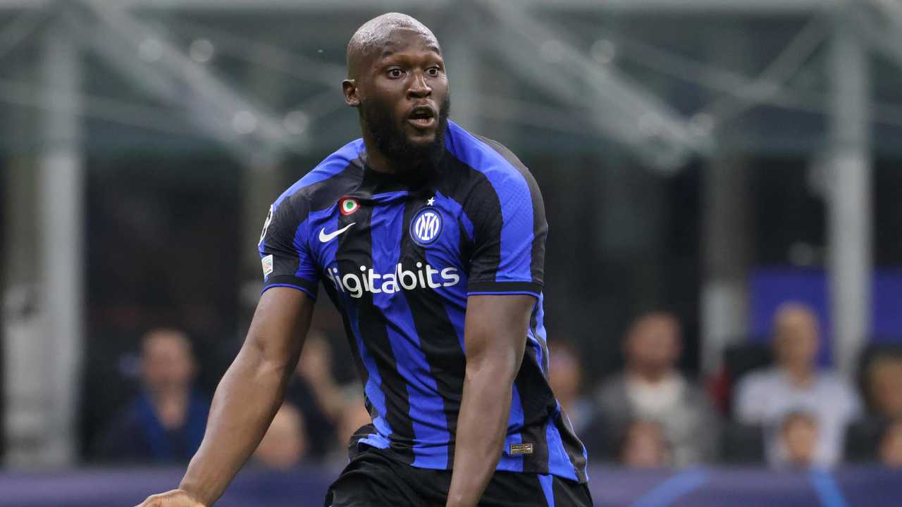 Lukaku in campo con l'Inter